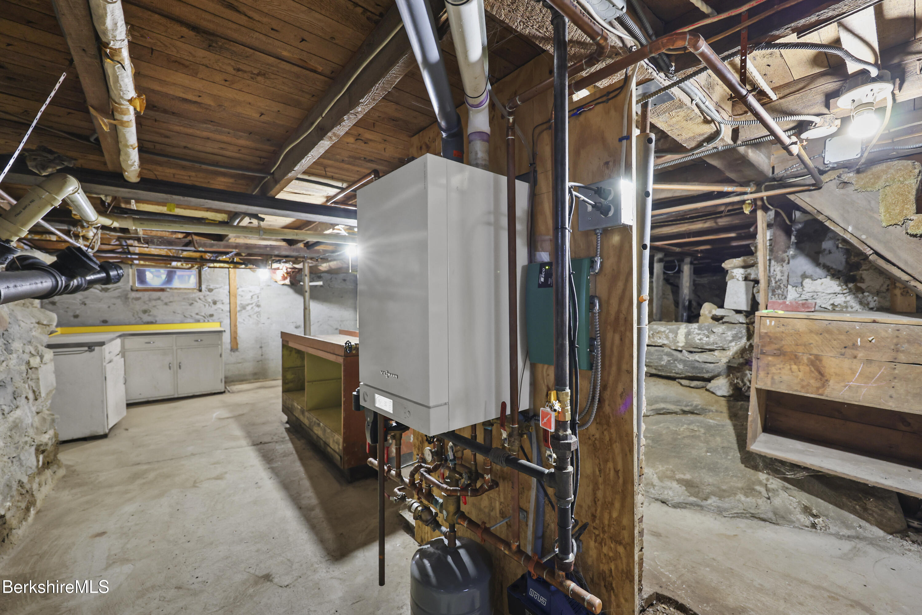 6 Meadow Lane Adams, MA 01220 - Photo 29 of 31 Basement