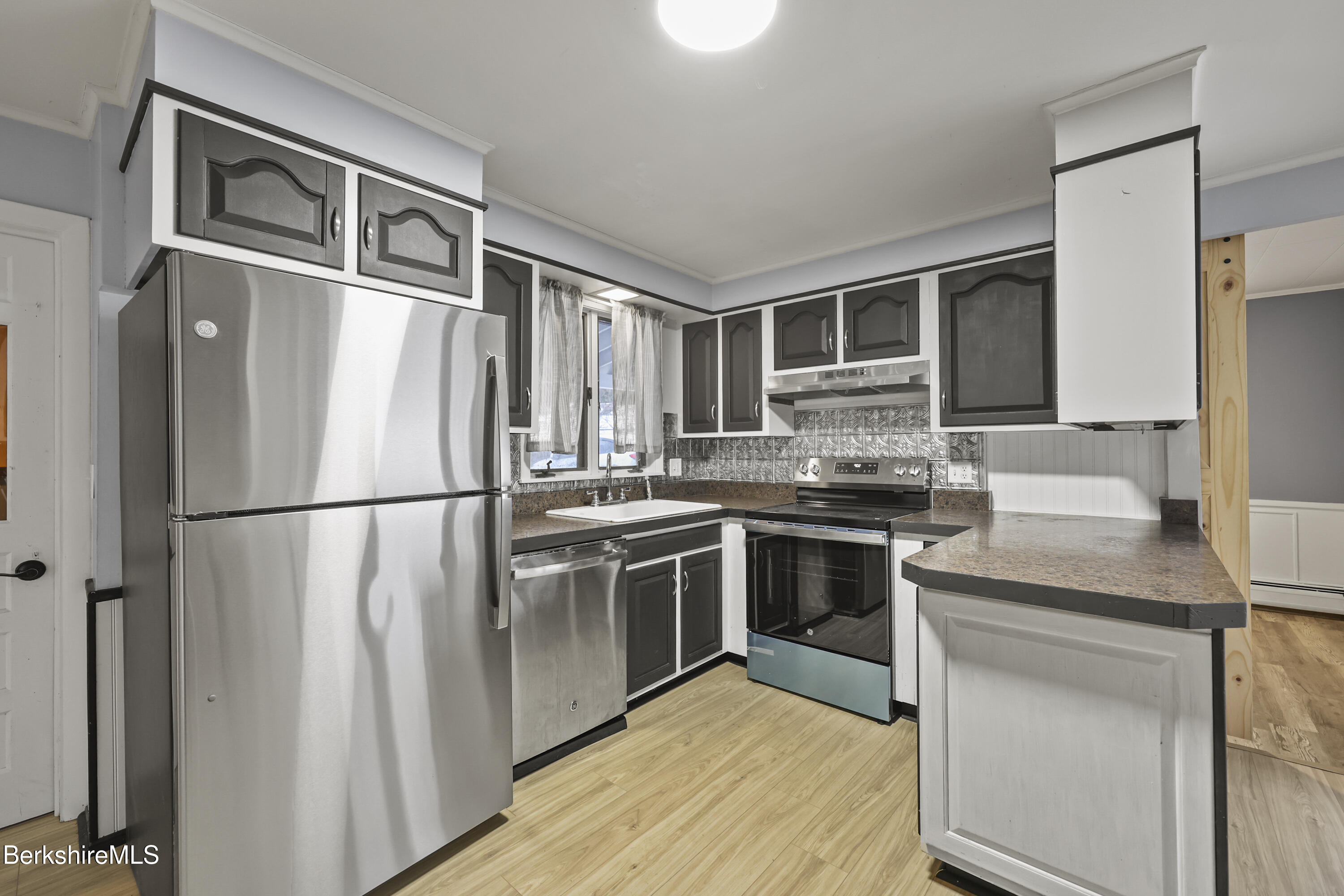 6 Meadow Lane Adams, MA 01220 - Photo 4 of 31 Kitchen