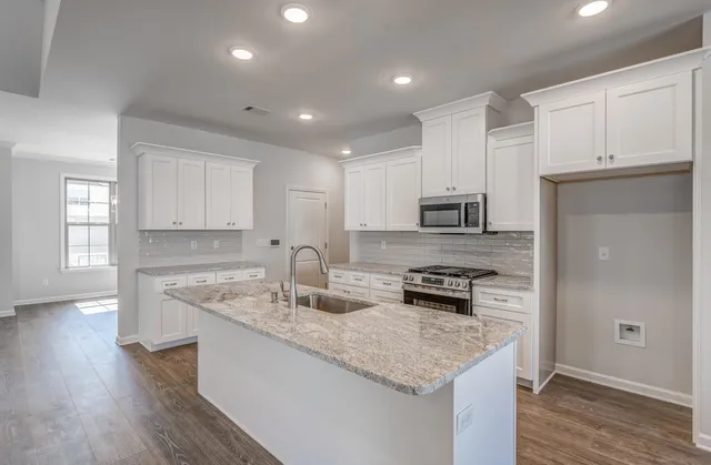 $439,950 | 105 Tommie Valley Drive, Oakland, TN 38060