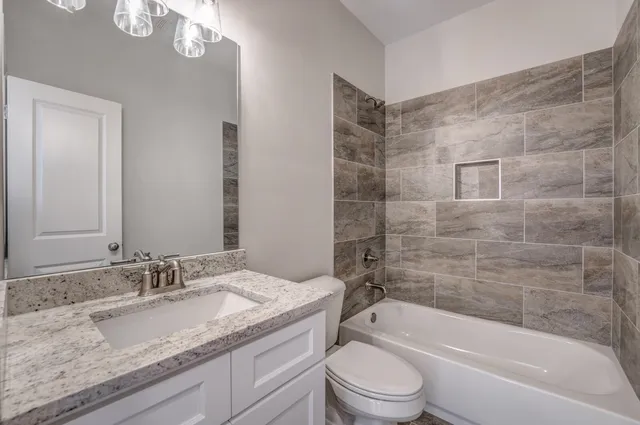 $439,950 | 105 Tommie Valley Drive, Oakland, TN 38060