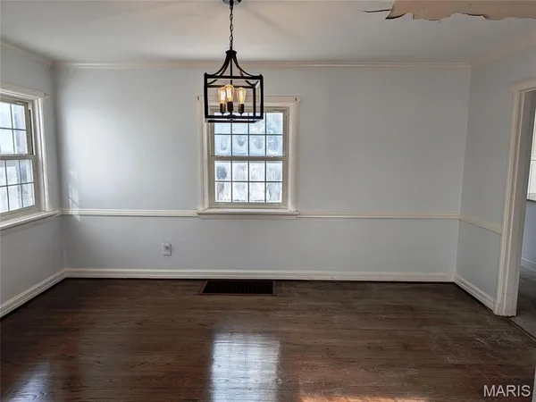 $445,000 | 1931 Elm Street, St. Charles, MO 63301