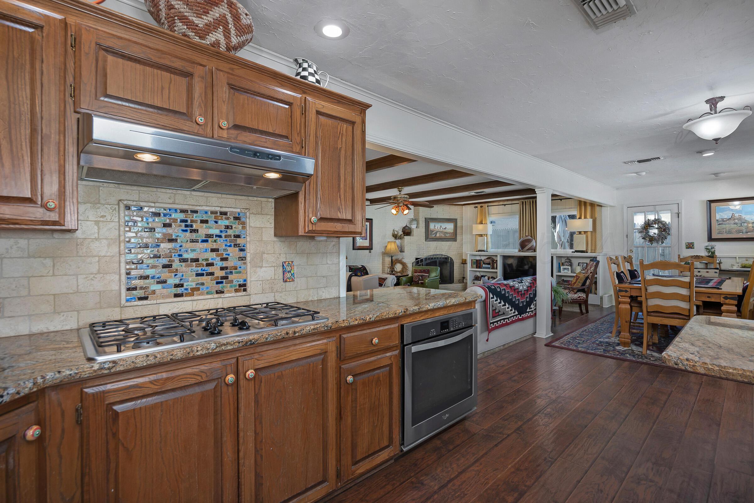 3208 South Rusk Street Amarillo, TX 79109 - Photo 14 of 29 14-Kitchen 4