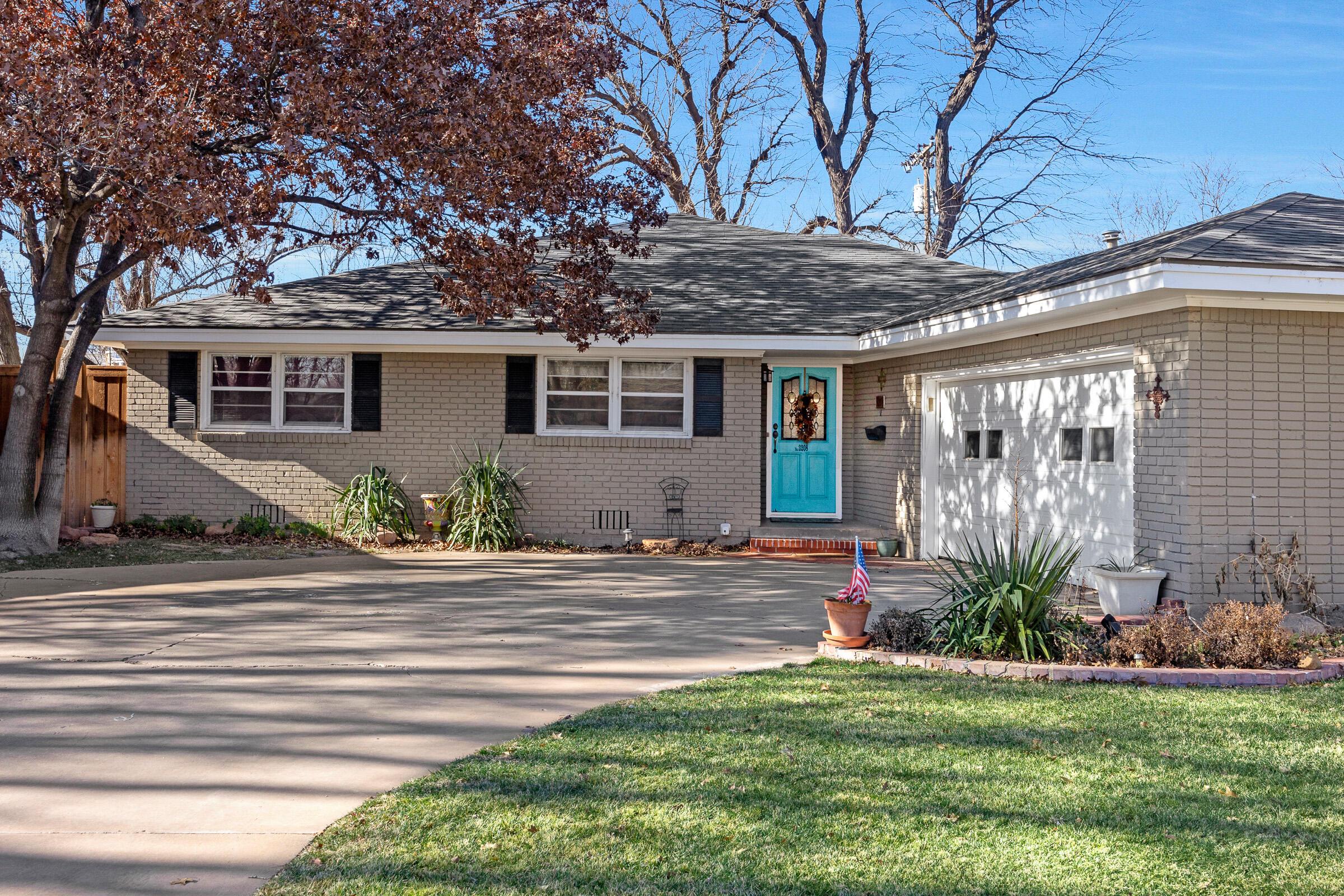3208 South Rusk Street Amarillo, TX 79109 - Photo 2 of 29 02-Front 2