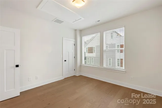 $2,945 | 5019 York Park Lane, Charlotte, NC 28217