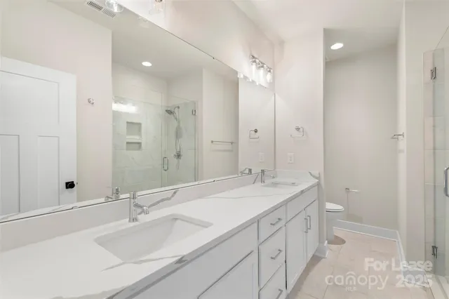 $2,945 | 5019 York Park Lane, Charlotte, NC 28217