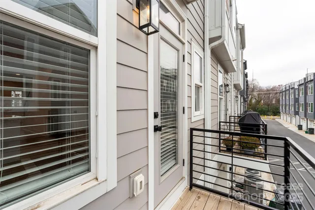 $2,945 | 5019 York Park Lane, Charlotte, NC 28217