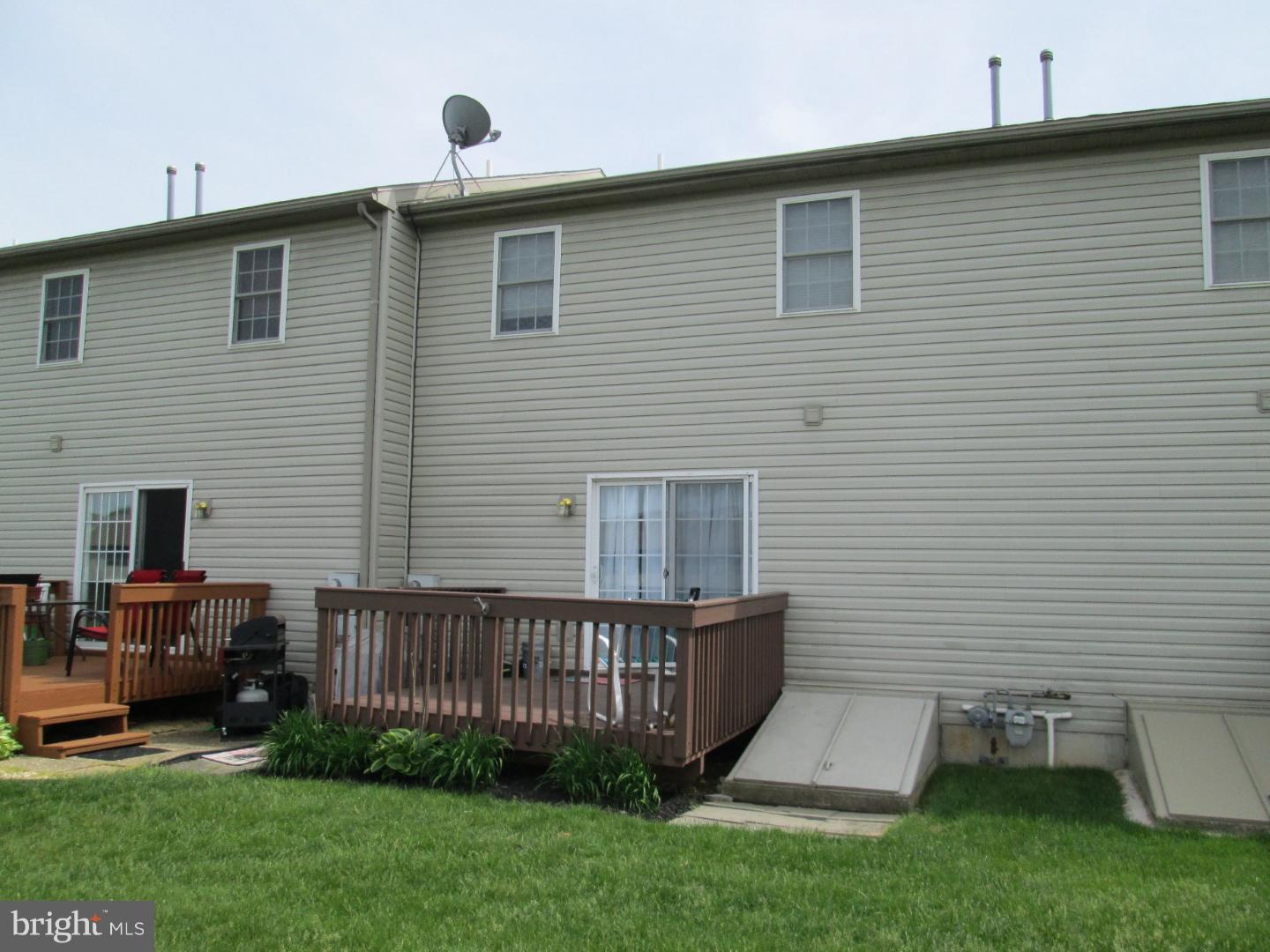 115 Nicole Way Sinking Spring, PA 19608 - Photo 4 of 16