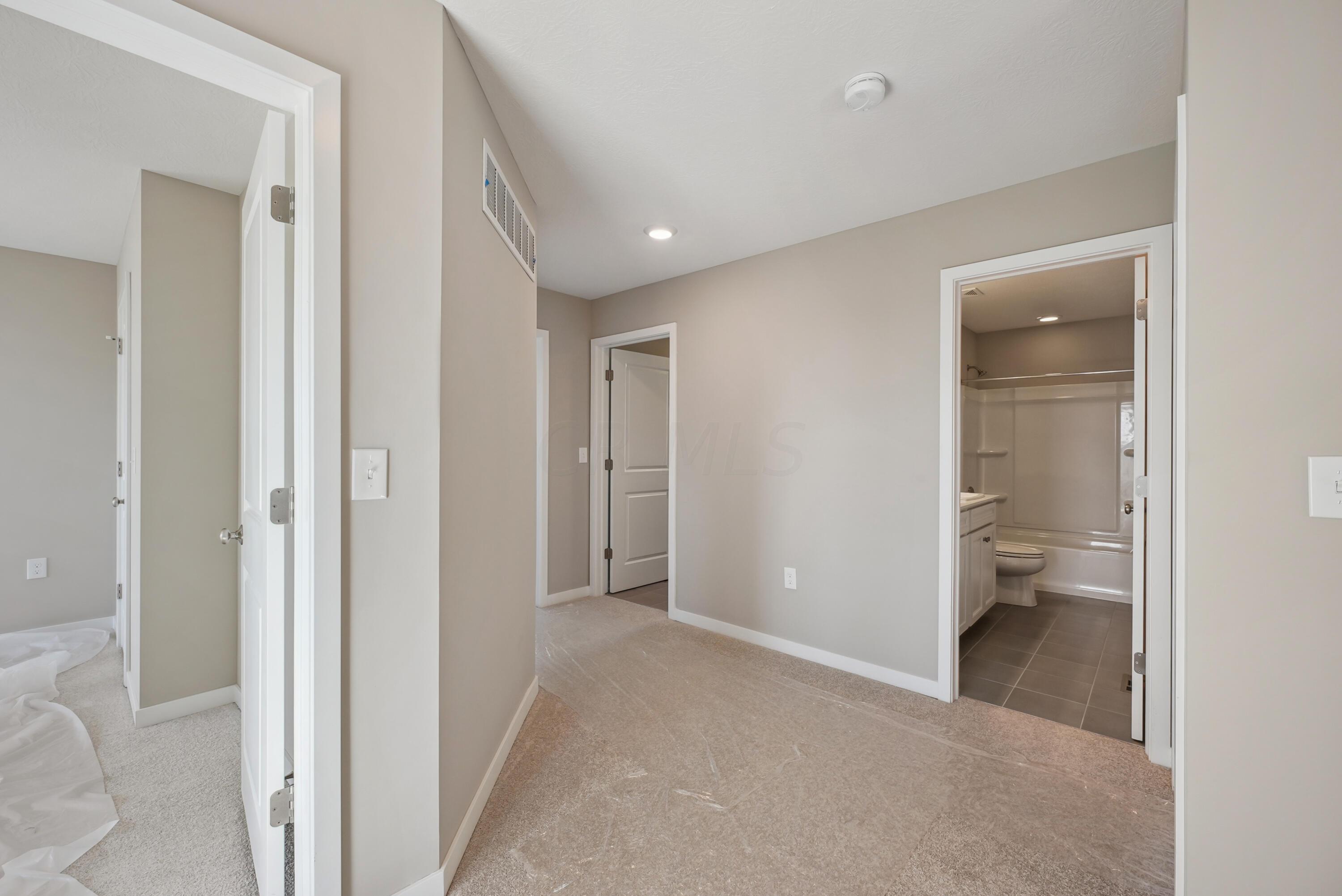 7220 Ribault Drive Northwest Pickerington, OH 43147 - Photo 15 of 31 Interior