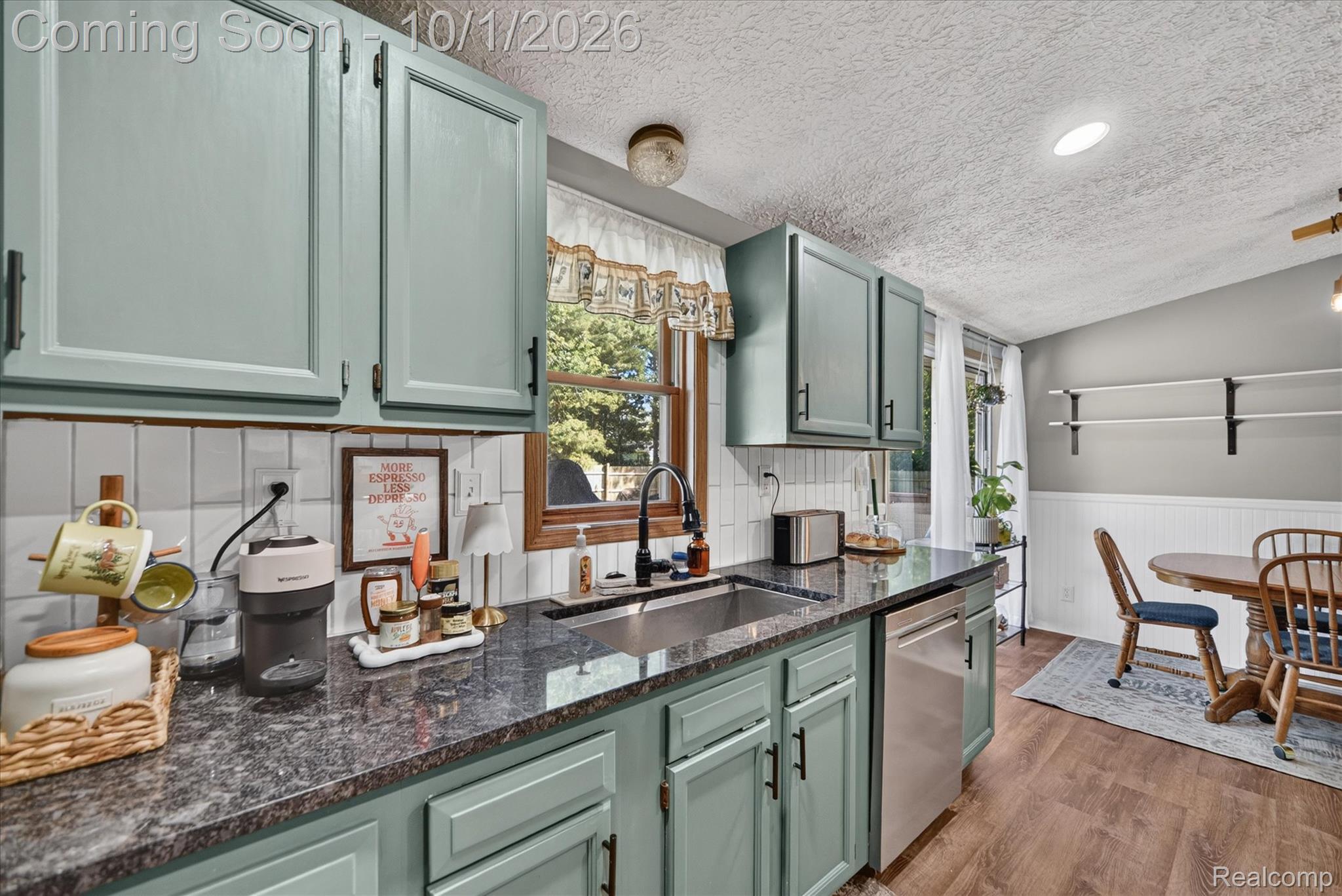5212 North Fowlerville Road Fowlerville, MI 48836 - Photo 15 of 40 15-5212-N-Fowlerville-Rd-Fowlerville-WindowStill.jpg