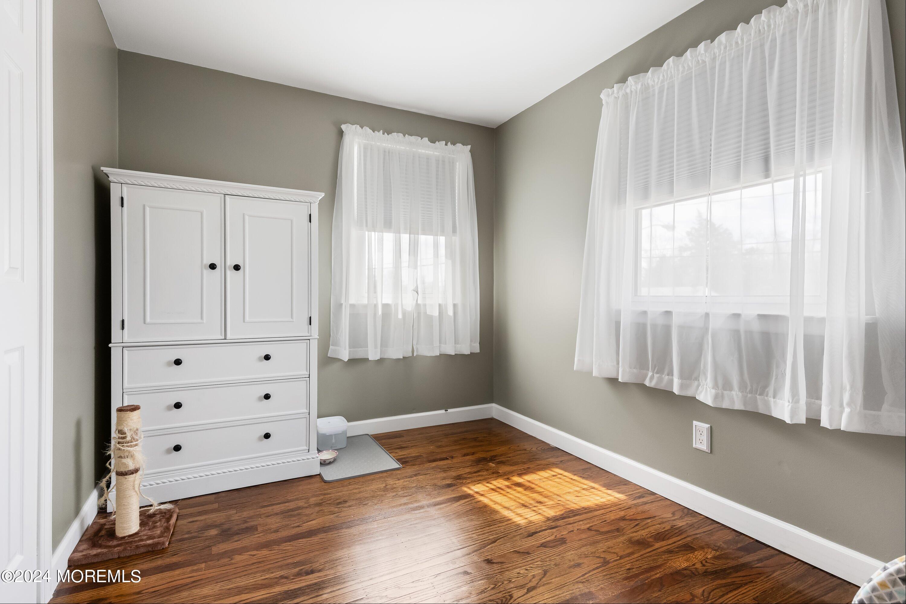 325 Ithaca Avenue Delran, NJ 08075 - Photo 14 of 19 a view of an empty room with a window