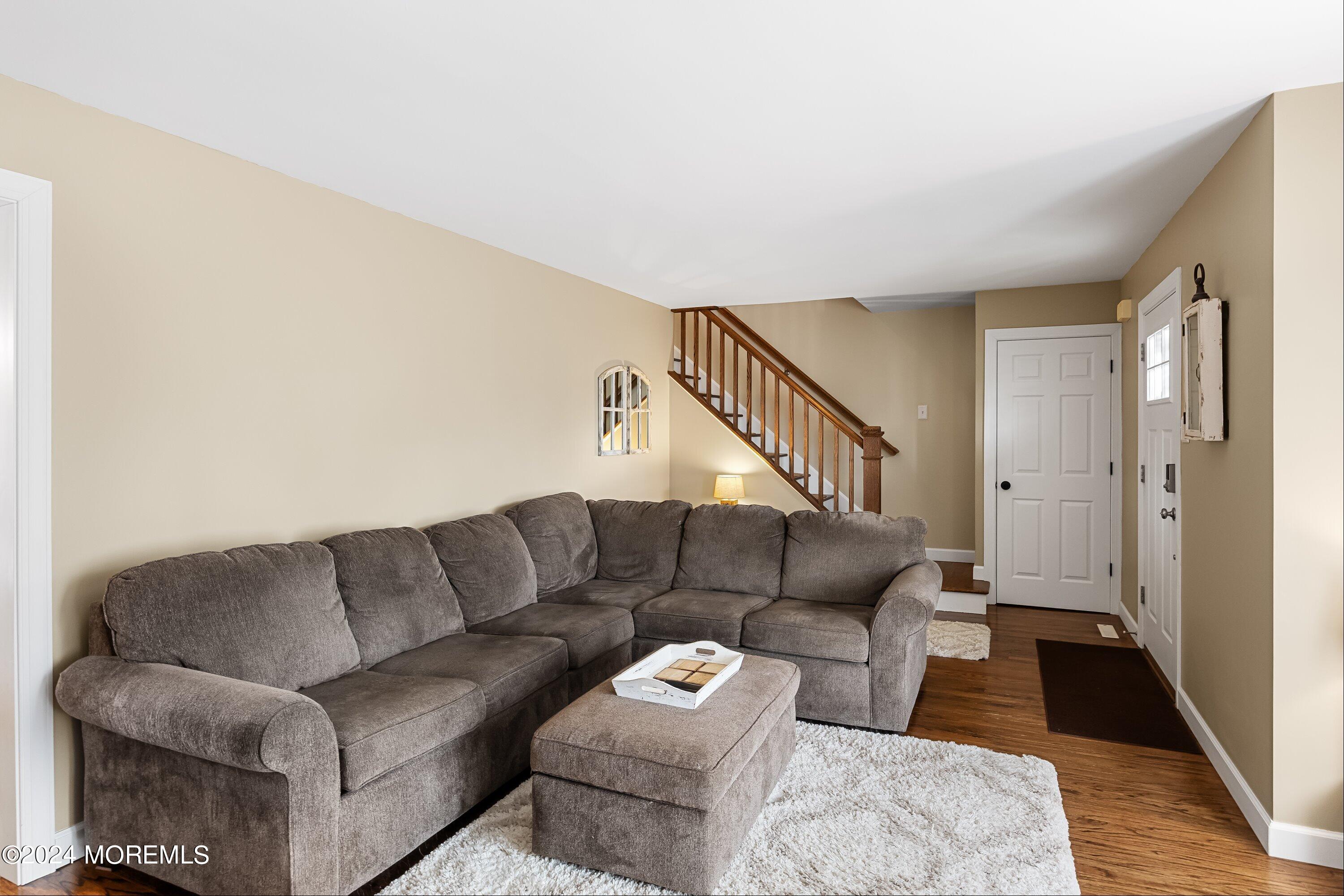 325 Ithaca Avenue Delran, NJ 08075 - Photo 5 of 19 a living room with furniture and a couch