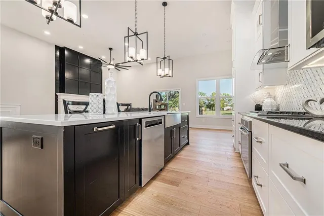 $549,950 | 1727 North 91st Street, Kansas City, KS 66112