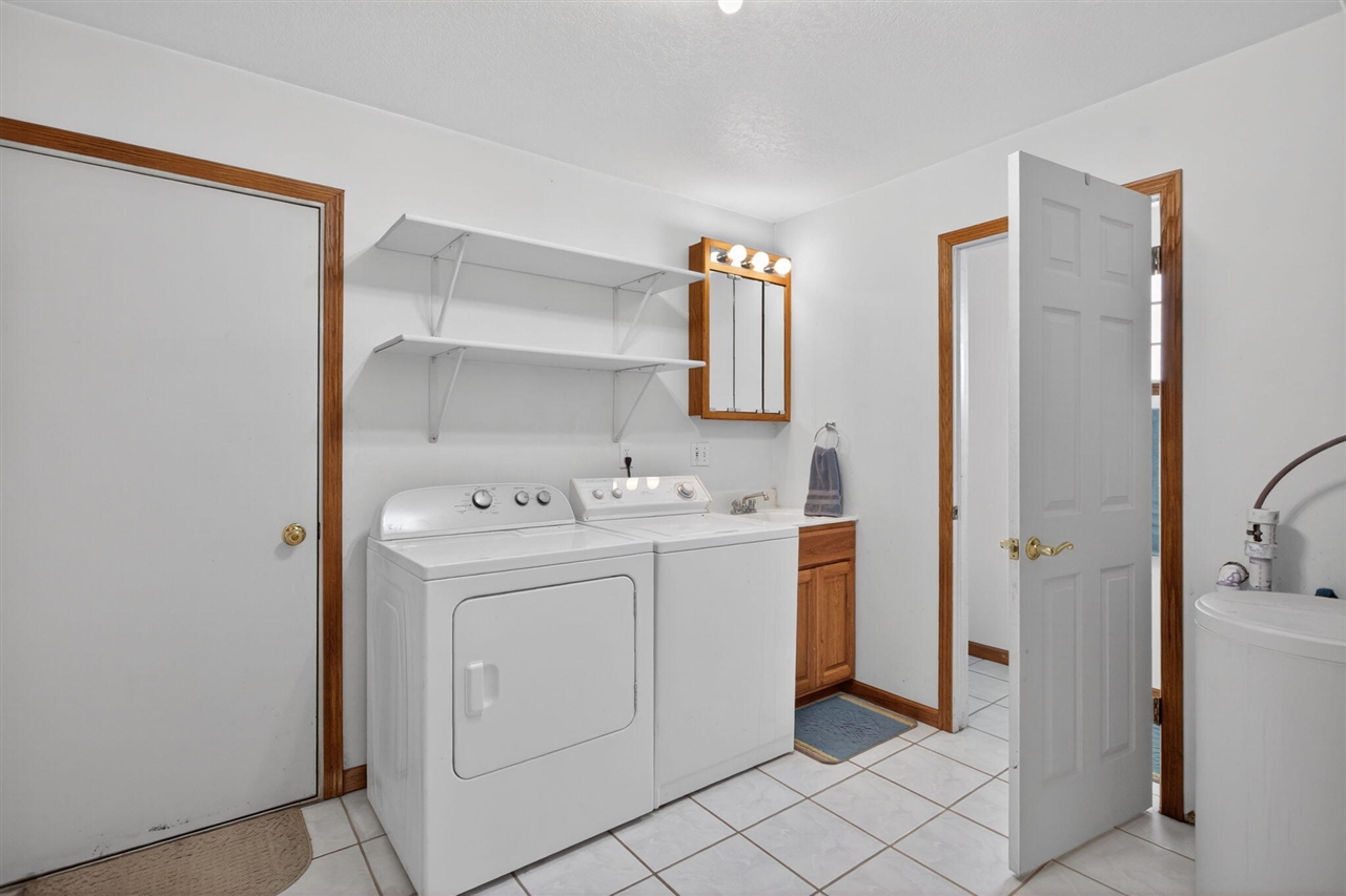 12938 Kelley Road Brooklyn, MI 49230 - Photo 23 of 37