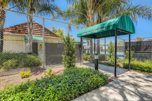 $2,500 | 477 Calle Cadiz, Unit A, Laguna Woods, CA 92637