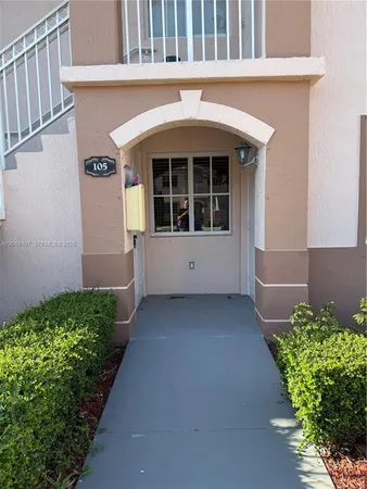 $199,900 | 1271 Southeast 28th Court, Unit 105, Homestead, FL 33035