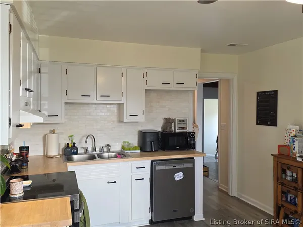 $219,900 | 1918 Locust Street, Madison, IN 47250