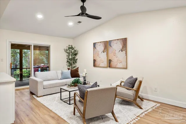 $350,000 | 2726 Sanibel Place, Gulf Breeze, FL 32563