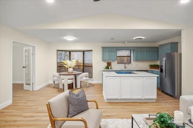 $350,000 | 2726 Sanibel Place, Gulf Breeze, FL 32563