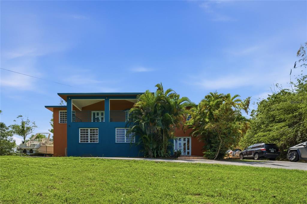 7 Sector Los Llanos Toa Alta, PR 00953 - Photo 2 of 30