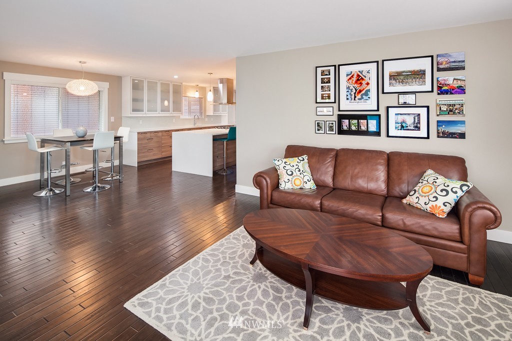 348 North 74th Street Seattle, WA 98103 - Photo 3 of 19 Gallery Image 3