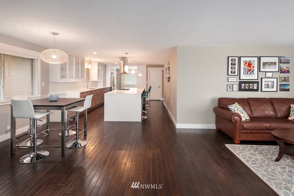 348 North 74th Street Seattle, WA 98103 - Photo 4 of 19 Gallery Image 4