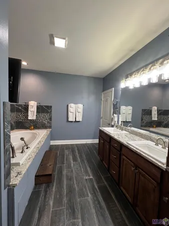 $260,000 | 1353 Cedar Trail Avenue, Zachary, LA 70791