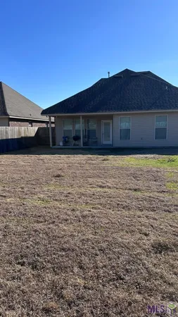 $260,000 | 1353 Cedar Trail Avenue, Zachary, LA 70791