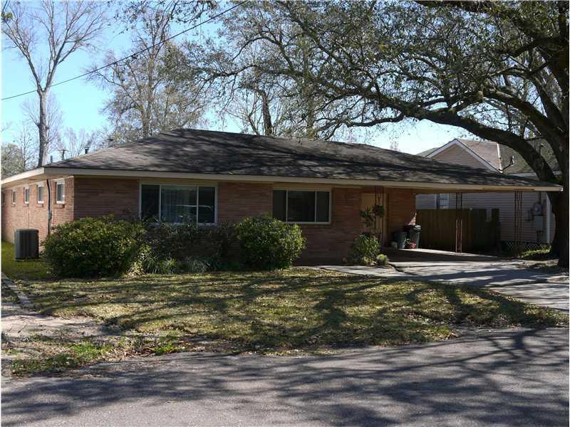 9209 Rosecrest Lane River Ridge, LA 70123 - Photo 1 of 12