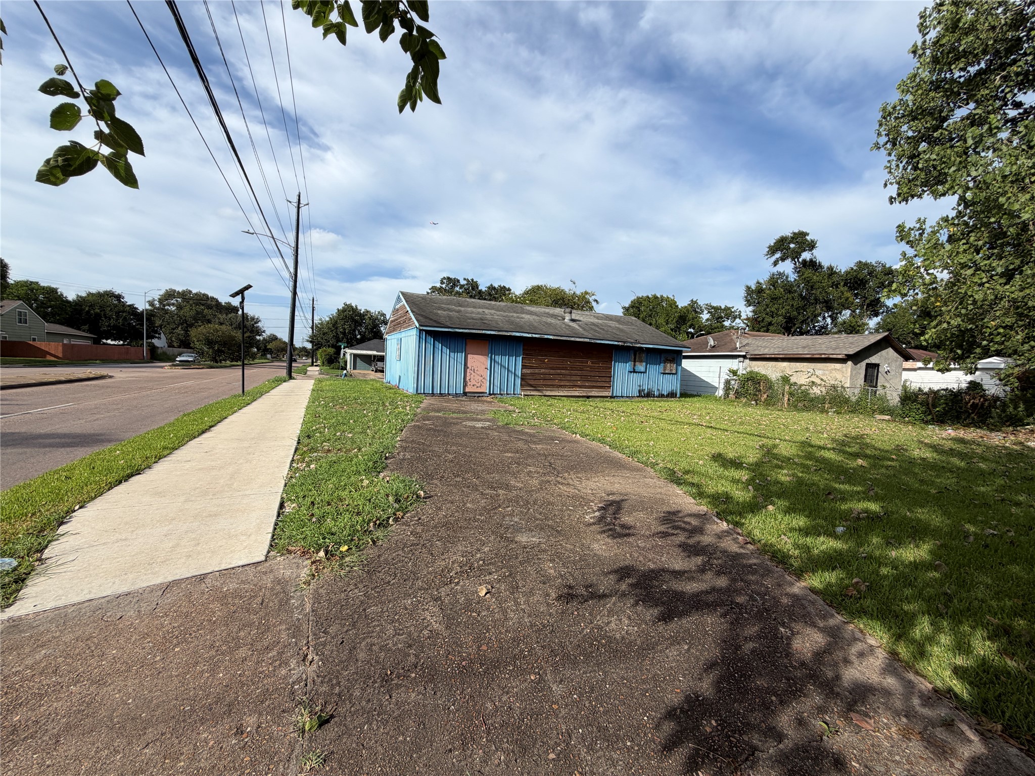 3902 Alberta Street Houston, TX 77021 - Photo 3 of 9 Gallery Image 3