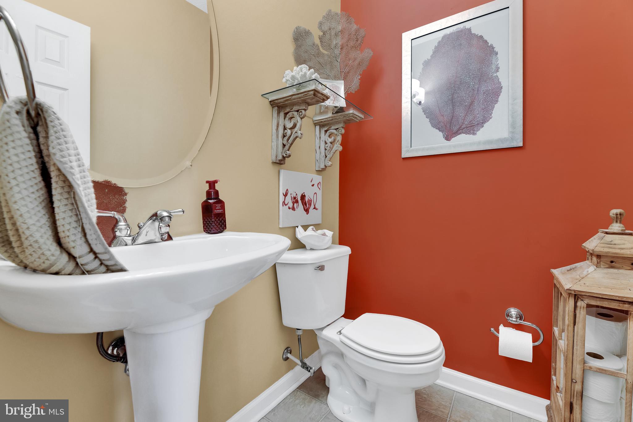 5017 Leasdale Road Baltimore, MD 21237 - Photo 14 of 29 HALF BATH ON MAIN LEVEL
