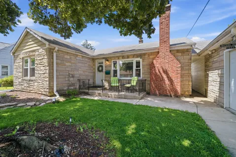 $300,000 | 1522 North Hillside Avenue, Berkeley, IL 60163