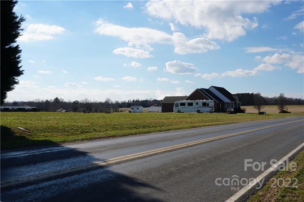 2 Parks Road, Unit 2 Salisbury, NC 28147 - Photo 4 of 12 a view of an ocean view