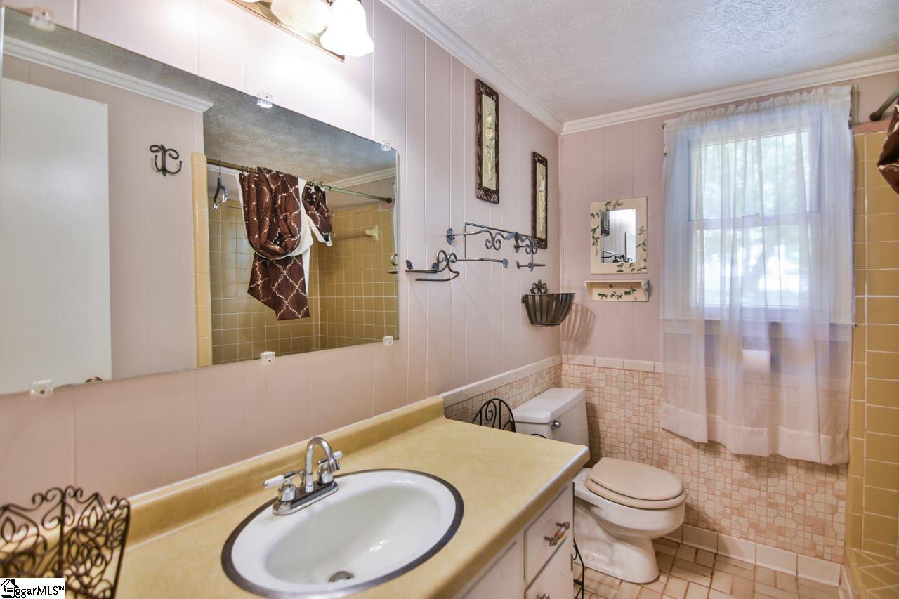 4418 Old Easley Bridge Road Easley, SC 29642 - Photo 17 of 29 Gallery Image 17