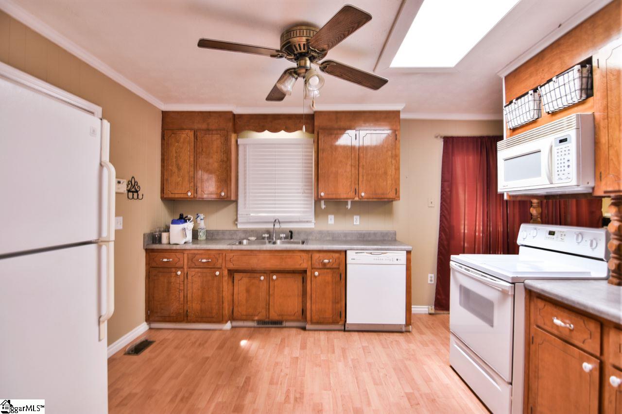 4418 Old Easley Bridge Road Easley, SC 29642 - Photo 22 of 29 Gallery Image 22