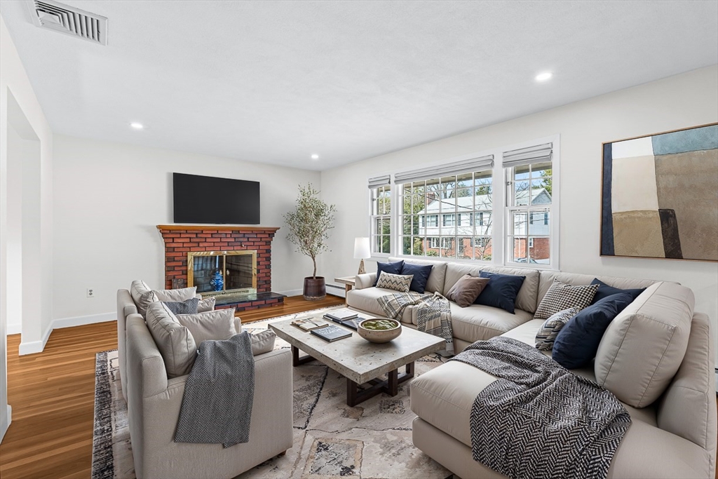 22 Sherrin Road Newton, MA 02462 - Photo 2 of 13