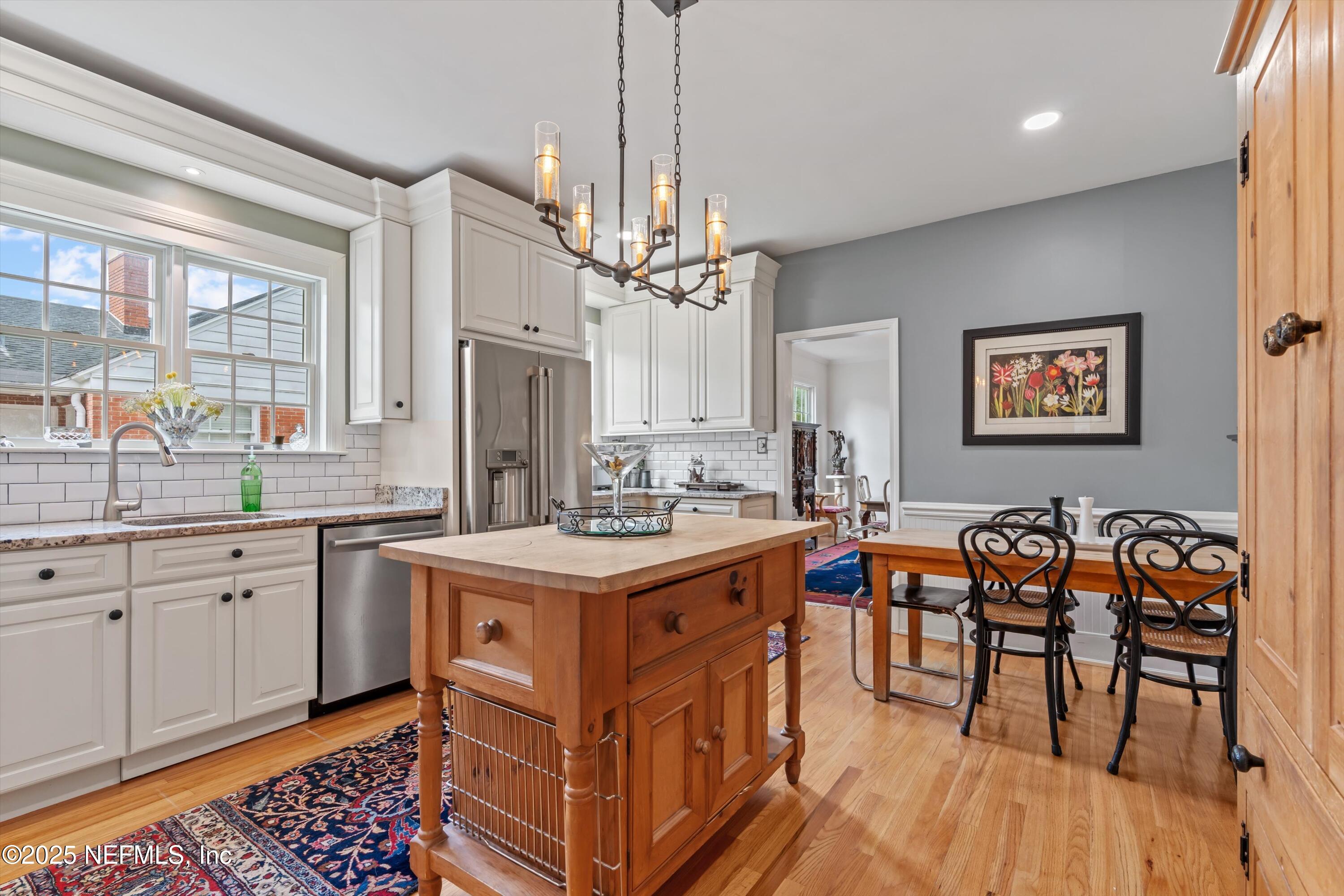 1130 River Oaks Road Jacksonville, FL 32207 - Photo 14 of 51 Eat-in Kitchen