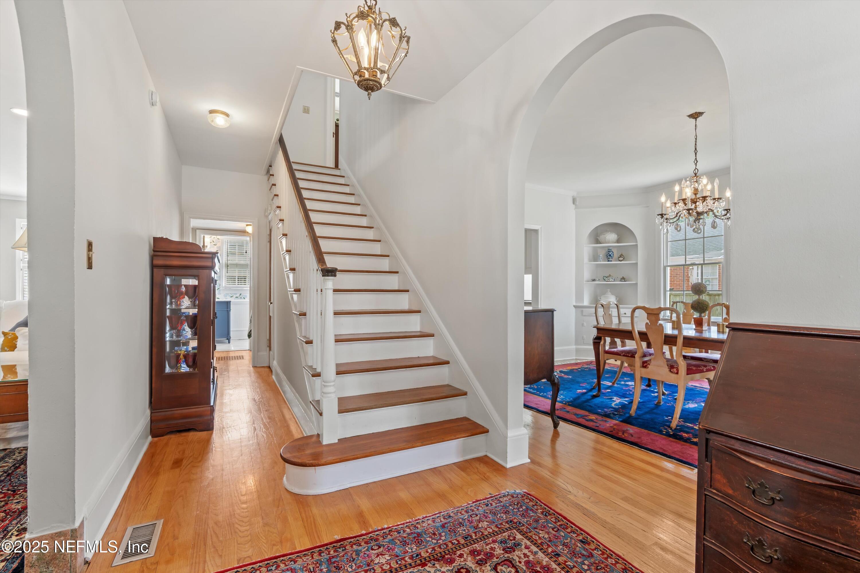 1130 River Oaks Road Jacksonville, FL 32207 - Photo 4 of 51 Foyer