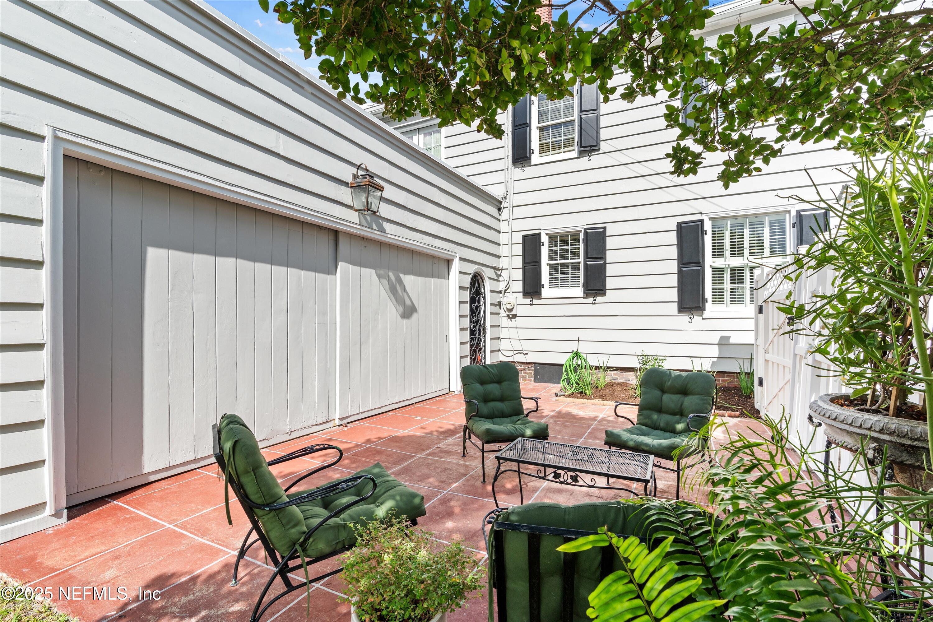 1130 River Oaks Road Jacksonville, FL 32207 - Photo 42 of 51 Backyard