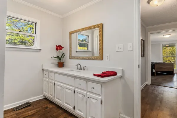 $550,000 | 584 Lancaster Highway, Hickman, TN 38567
