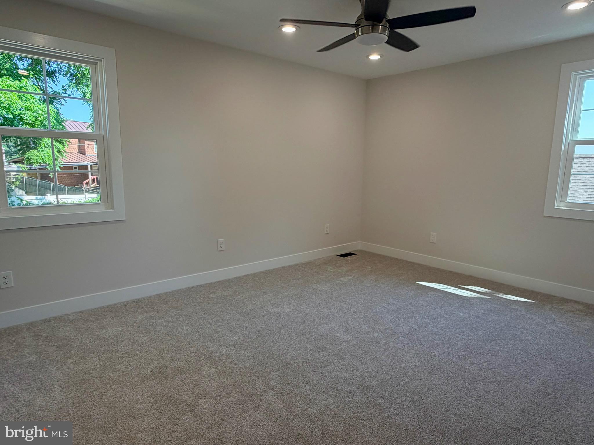 31 Berkley Road Broomall, PA 19008 - Photo 16 of 33 an empty room with a window