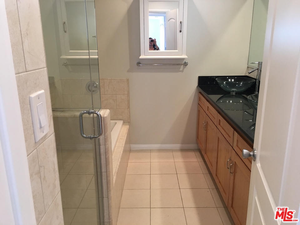 305 Rees Street Playa del Rey, CA 90293 - Photo 12 of 25
