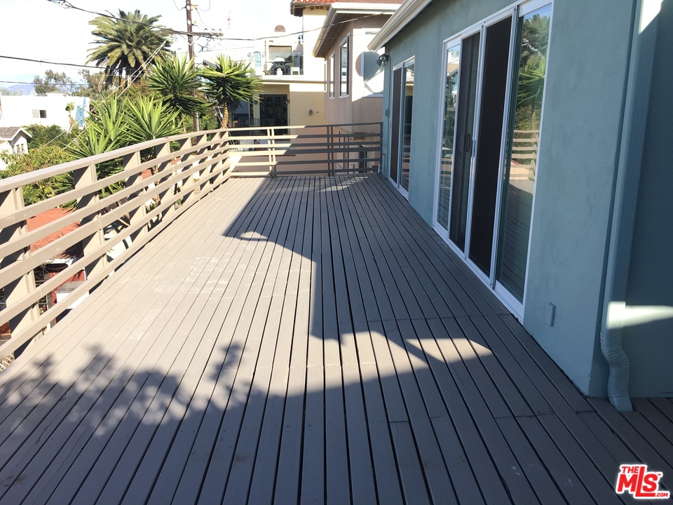 305 Rees Street Playa del Rey, CA 90293 - Photo 19 of 25