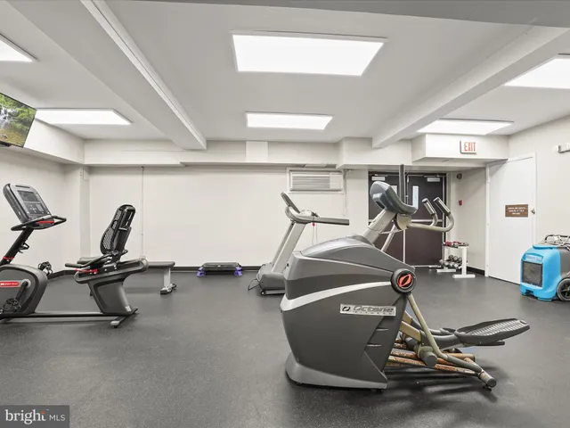 a view of a tennis court