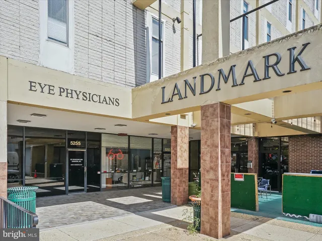 $325,000 | 5300 Holmes Run Parkway, Unit 402, Alexandria, VA 22304