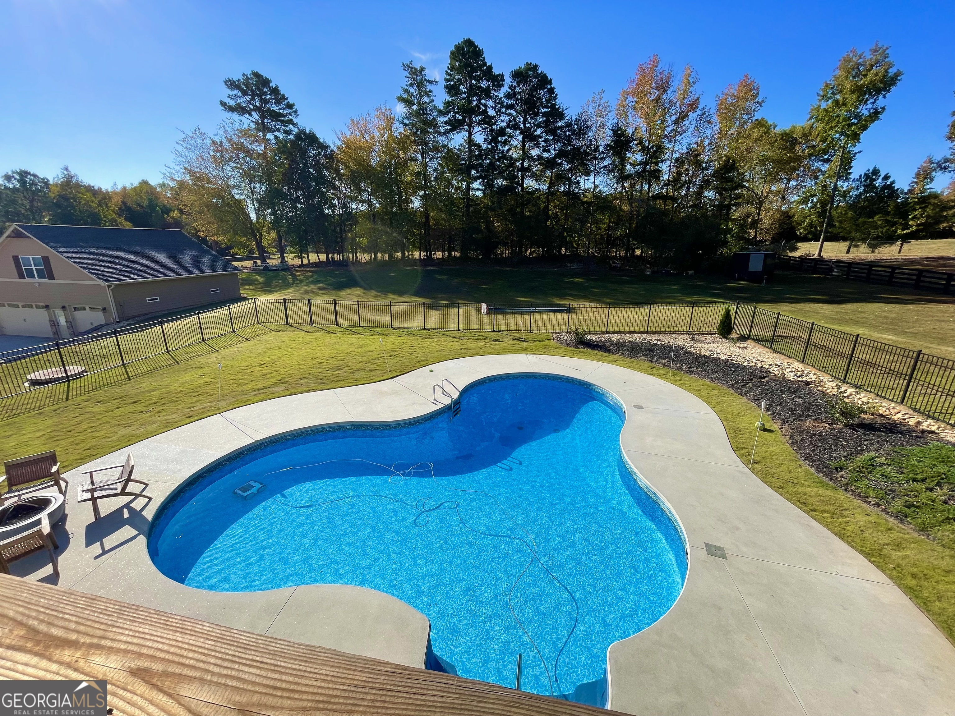 8625 Drake Drive Lula, GA 30554 - Photo 16 of 86