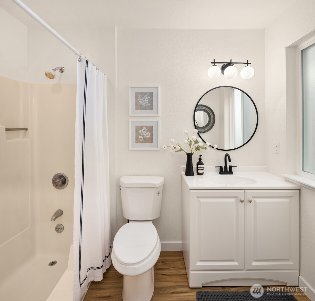 18003 108th Avenue Northeast, Unit B2 Bothell, WA 98011 - Photo 16 of 27