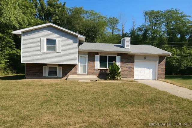 705 West Rollotrend Lane, Eldon, MO 65026