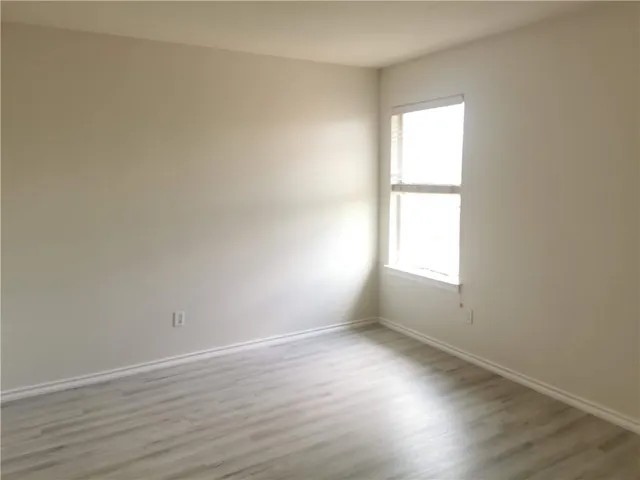 $2,000 | 3207 Barksdale Drive, Austin, TX 78725