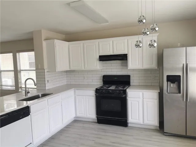 $2,000 | 3207 Barksdale Drive, Austin, TX 78725