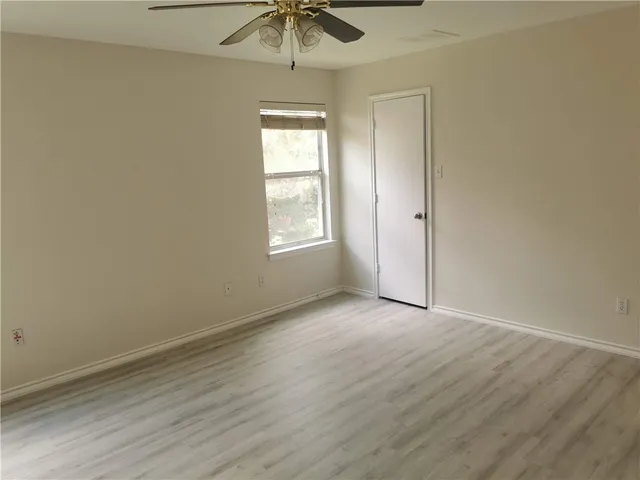 $2,000 | 3207 Barksdale Drive, Austin, TX 78725